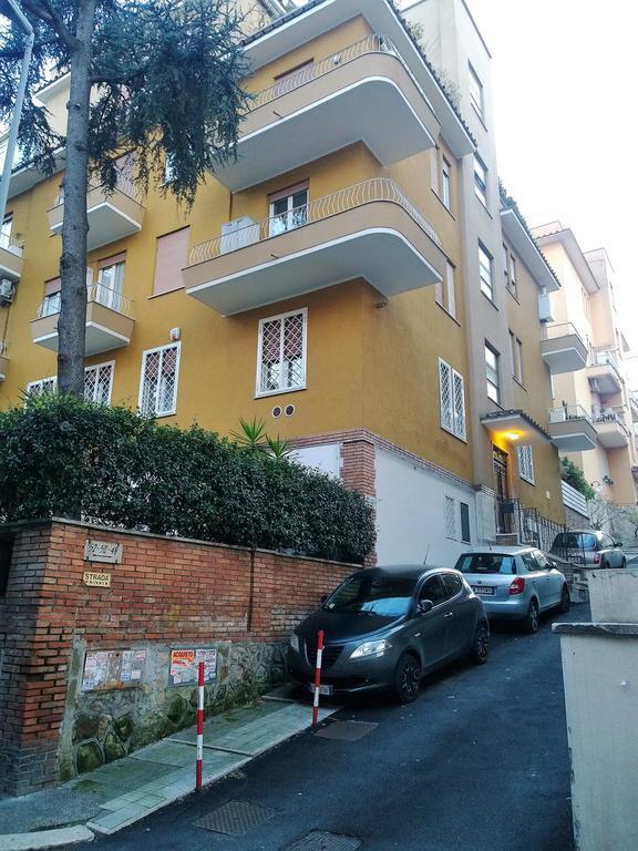 Alojamento de Acomodação e Pequeno-almoço Il Cavaliere Roma